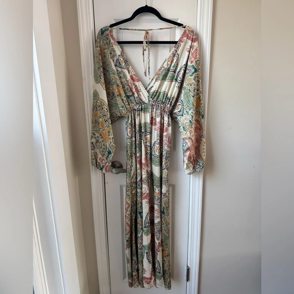 VICI Paisley Print Deep V Long Sleeve Silky Boho Maxi Dress Size XS - Picture 8 of 10